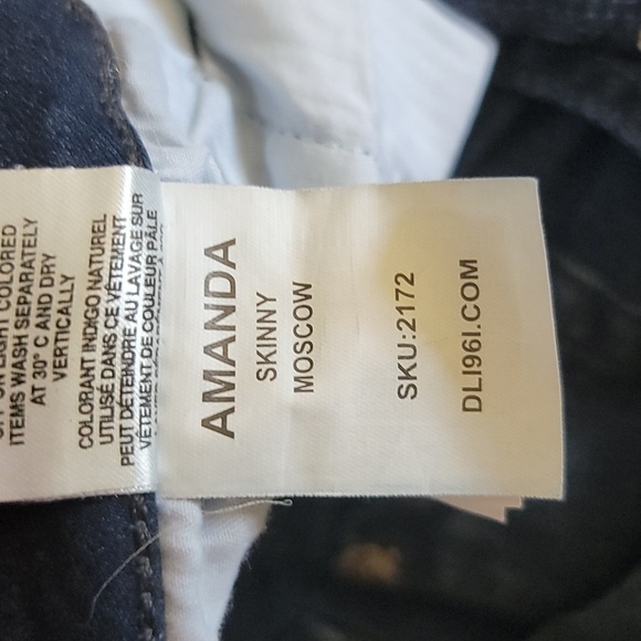 DL1961 | Amanda Skinny Jeans in Moscow Wash - Picture 6 of 6